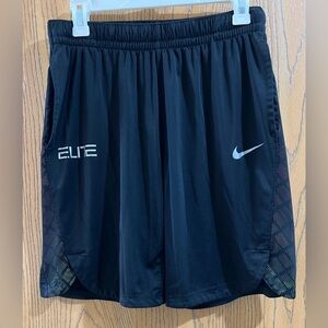Men’s Nike Elite Shorts Large